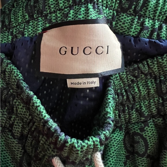 Gucci green jogging pants medium - Picture 2 of 6